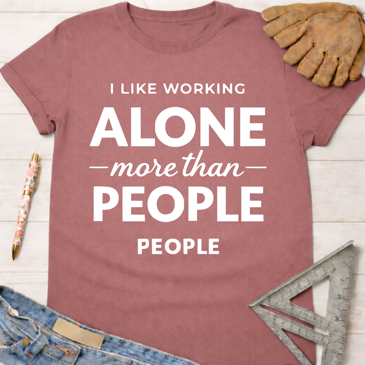 Women's funny woodworking graphic tee shirt for female woodworkers, makers, and DIY builders — Sawdust & Ponytails.